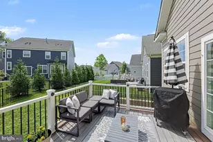 17929 Woods View Dr, Dumfries, VA 22026 - Photo 27