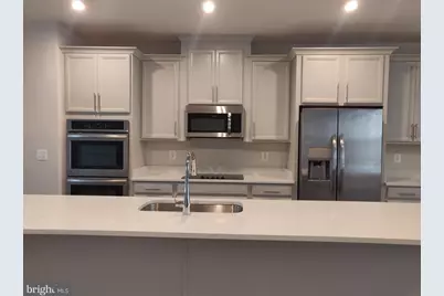 10568 Waterbury Woods Way, Manassas, VA 20112 - Photo 5