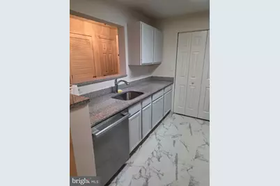 8095 Lacy Drive #202, Manassas, VA 20109 - Photo 3