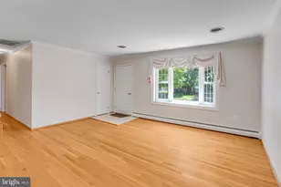 2118 Culpeper Dr, Woodbridge, VA 22191 - Photo 7