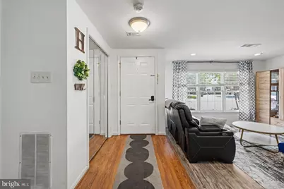 4046 Chetham Way, Woodbridge, VA 22192 - Photo 3