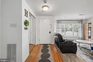 4046 Chetham Wy, Woodbridge, VA 22192 - Photo 3