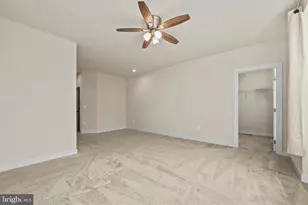 1733 Dunnington Pl, Dumfries, VA 22026 - Photo 15