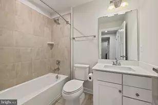 1733 Dunnington Pl, Dumfries, VA 22026 - Photo 19