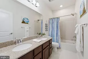 13722 Abbey Manor Ln, Gainesville, VA 20155 - Photo 49