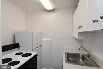 9001 Yorkshire Lane #B, Manassas, VA 20110 - Photo 5