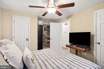 7409 Lake Drive, Manassas, VA 20111 - Photo 11