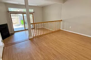 18028 Olde Port Ln, Triangle, VA 22172 - Photo 11