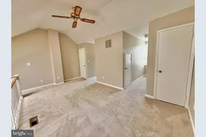 18028 Olde Port Lane, Triangle, VA 22172 - Photo 23