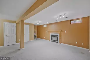 16808 Capon Tree Ln, Woodbridge, VA 22191 - Photo 35