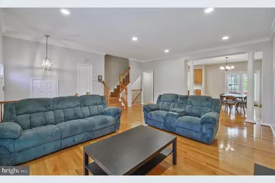 16808 Capon Tree Lane, Woodbridge, VA 22191 - Photo 7