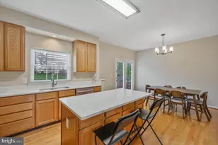 16808 Capon Tree Ln, Woodbridge, VA 22191 - Photo 15