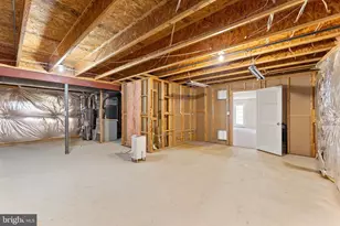 8309 Double Eagle St, Gainesville, VA 20155 - Photo 59