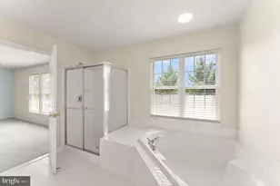 8309 Double Eagle St, Gainesville, VA 20155 - Photo 39
