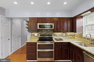3818 Marquis Pl, Woodbridge, VA 22192 - Photo 13