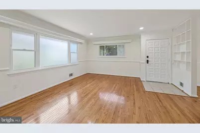 3004 Jamestown Court, Woodbridge, VA 22192 - Photo 5