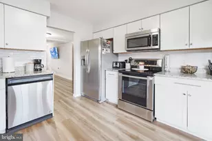 12120 Stoneford Dr, Woodbridge, VA 22192 - Photo 7