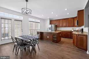 2195 Potomac Club Pkwy, Woodbridge, VA 22191 - Photo 15