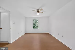5624 Reardon Ln, Woodbridge, VA 22193 - Photo 3