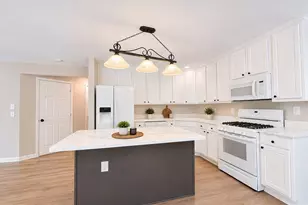 14047 Sable Ct, Woodbridge, VA 22193 - Photo 9