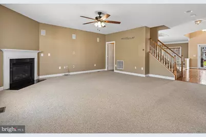 18483 Quantico Gateway Drive, Triangle, VA 22172 - Photo 21