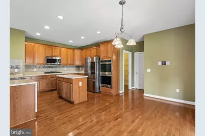 18483 Quantico Gateway Drive, Triangle, VA 22172 - Photo 11