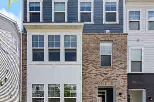 17713 Longspur Cove Ln, Dumfries, VA 22026 - Photo 3