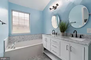 16877 Jed Forest Ln, Woodbridge, VA 22191 - Photo 21