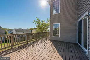 2768 Myrtlewood Dr, Dumfries, VA 22026 - Photo 29