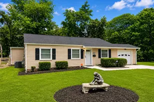 14205 Mt Pleasant Dr, Woodbridge, VA 22191 - Photo 1
