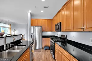 680 Watermans Dr, Woodbridge, VA 22191 - Photo 3
