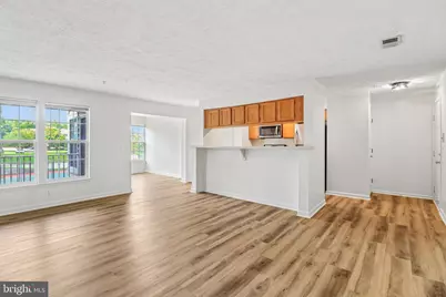 3560 Sherbrooke Circle #202, Woodbridge, VA 22192 - Photo 3