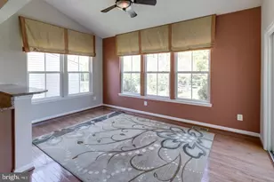 12760 Manor Hall Ct, Bristow, VA 20136 - Photo 17