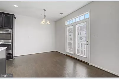 7458 Brunson Circle, Gainesville, VA 20155 - Photo 11