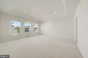 7458 Brunson Cir, Gainesville, VA 20155 - Photo 15