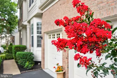 14339 Chalfont Drive, Haymarket, VA 20169 - Photo 5