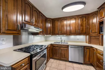 14208 Bremerton Drive, Woodbridge, VA 22193 - Photo 15