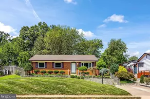 14208 Bremerton Dr, Woodbridge, VA 22193 - Photo 3