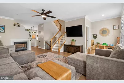 13368 Colchester Ferry Place, Woodbridge, VA 22191 - Photo 9