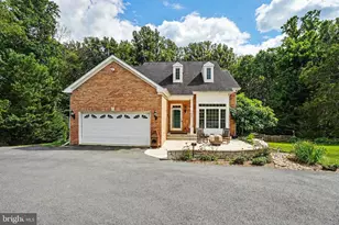 7855 Waller Dr, Manassas, VA 20111 - Photo 3