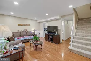 4315 Elliot Ct, Woodbridge, VA 22193 - Photo 7