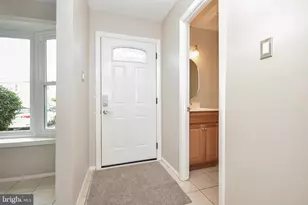 8853 Teakwood Ct, Manassas, VA 20109 - Photo 5