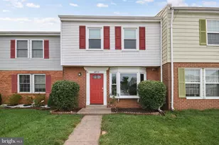 8853 Teakwood Ct, Manassas, VA 20109 - Photo 3