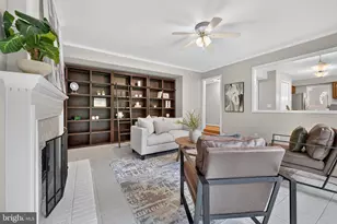 2893 Chevoit Hill Ct, Woodbridge, VA 22191 - Photo 43