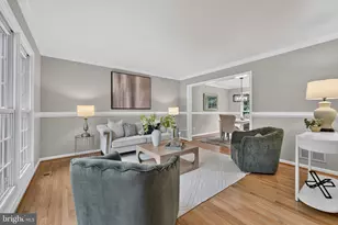 2893 Chevoit Hill Ct, Woodbridge, VA 22191 - Photo 11
