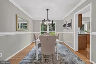 2893 Chevoit Hill Ct, Woodbridge, VA 22191 - Photo 17