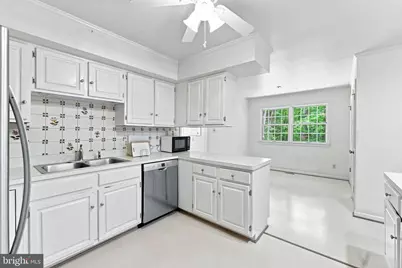 4645 Occoquan Overlook, Woodbridge, VA 22192 - Photo 21