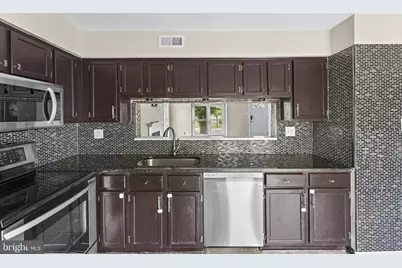7302 Rokeby Drive, Manassas, VA 20109 - Photo 11