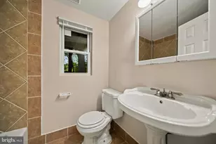 4656 Evansdale Rd, Woodbridge, VA 22193 - Photo 11