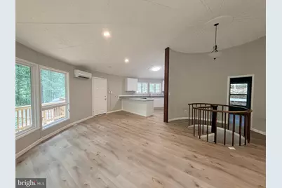 8133 Counselor Road, Manassas, VA 20112 - Photo 7